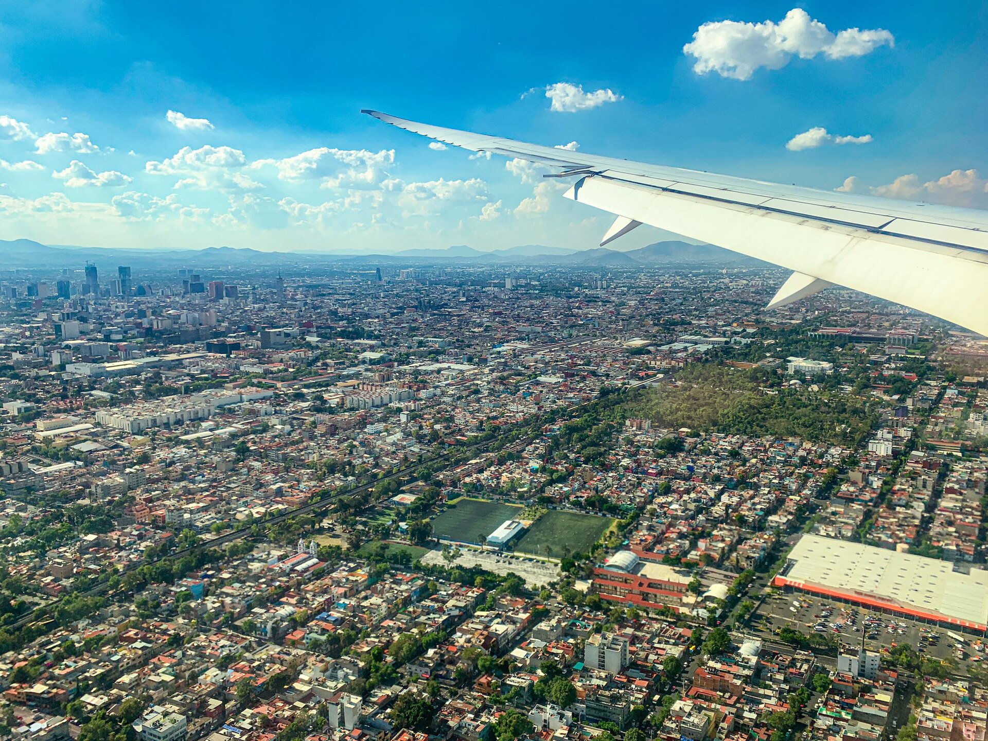 2016 Boeing 787-9 (N183AM) photo 3