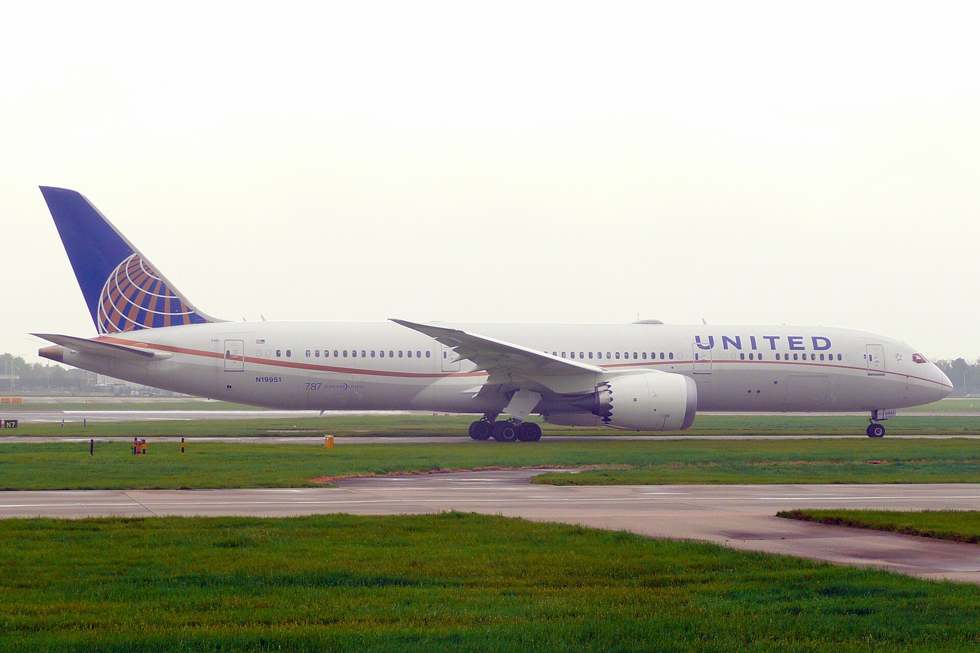 2014 Boeing 787-9 (N19951) photo 2