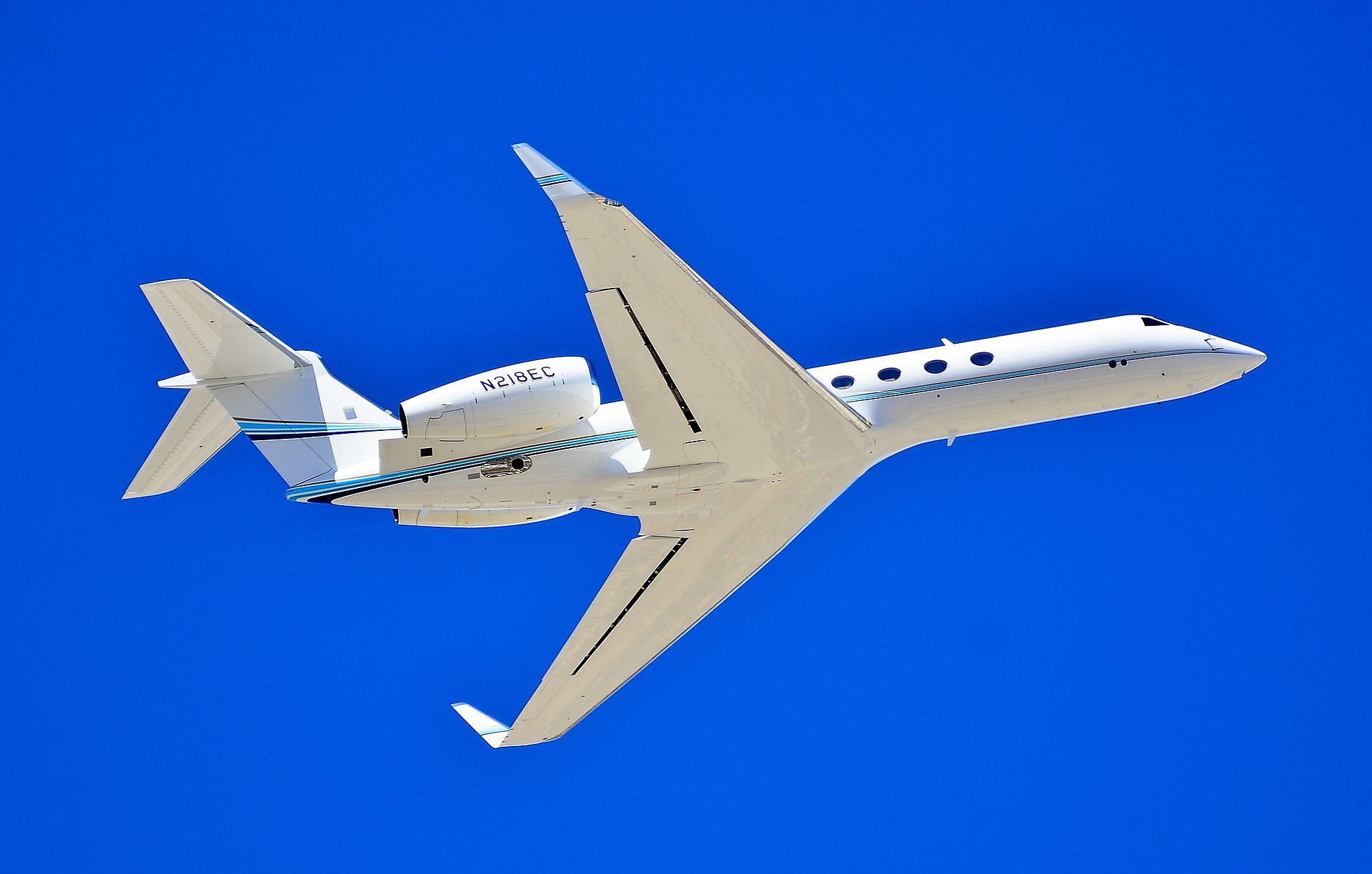 N218EC