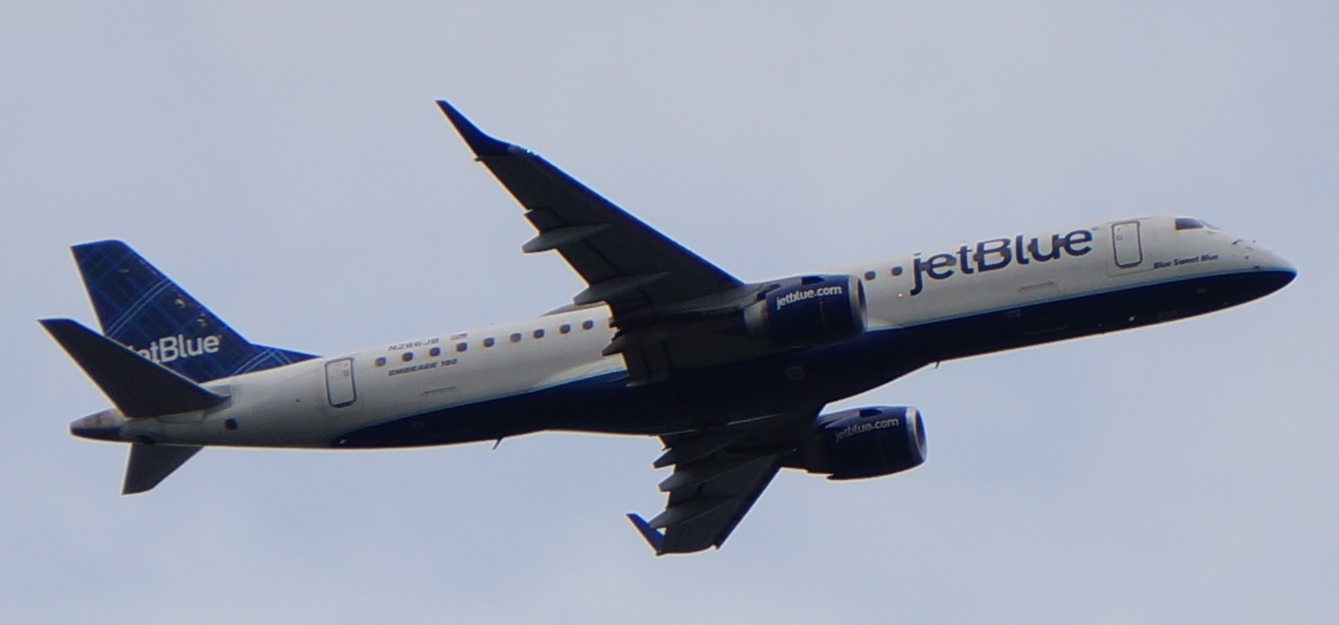 2007 Embraer ERJ 190-100 IGW (N266JB)