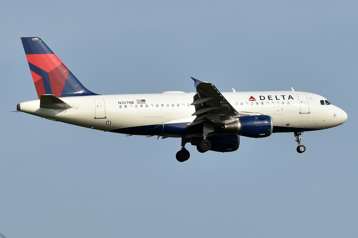 N327NB photo 3