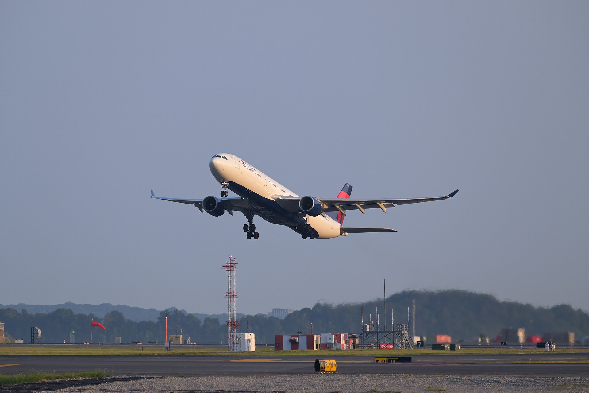2003 Airbus A330-323 (N803NW) photo 2