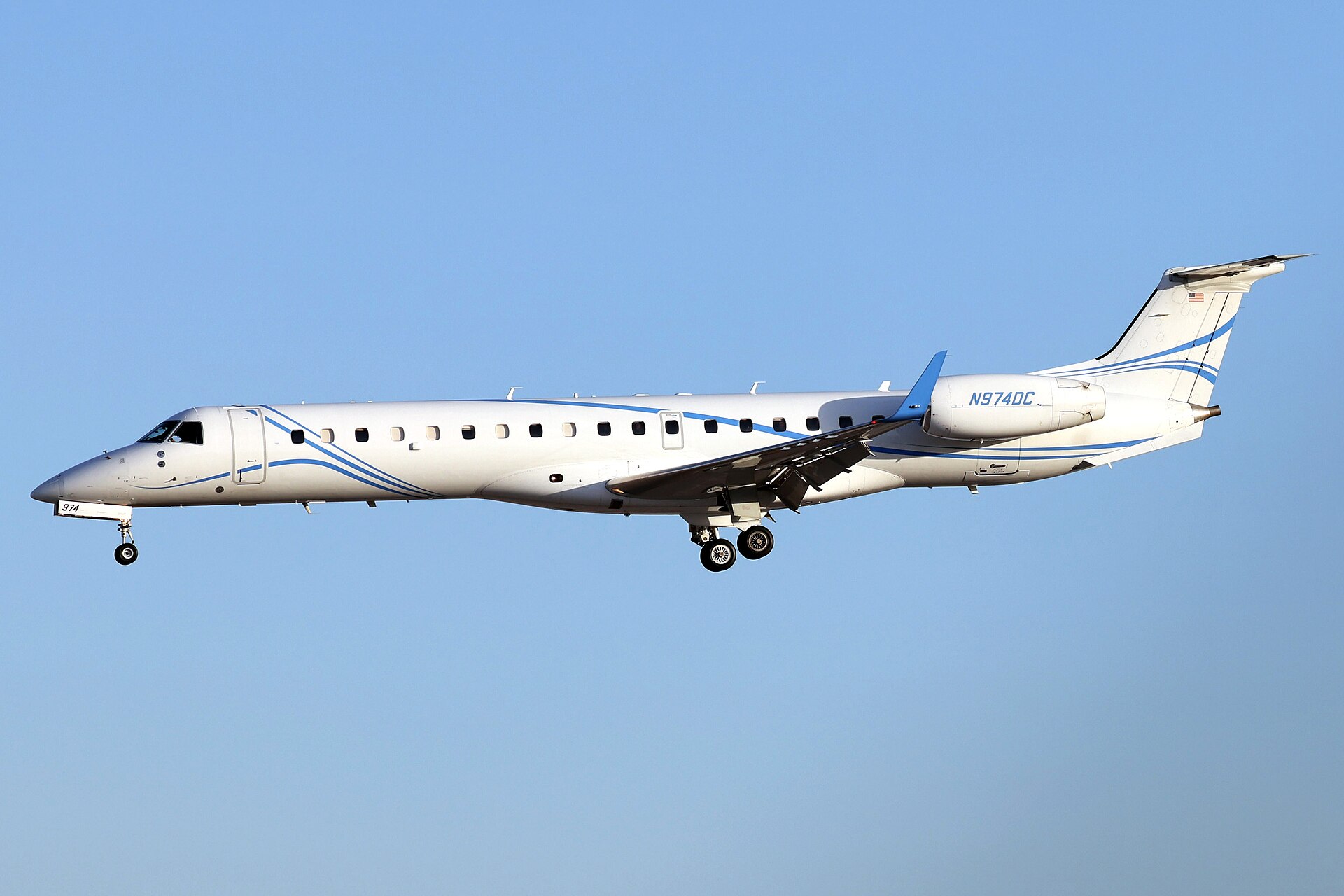 N974DC photo 2