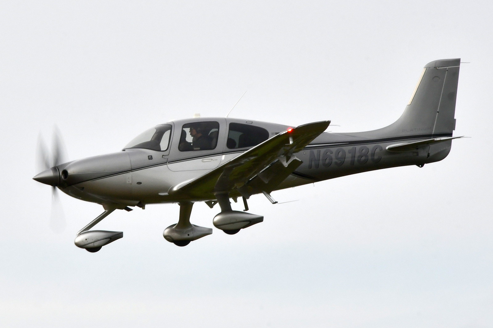 N6918C photo 3