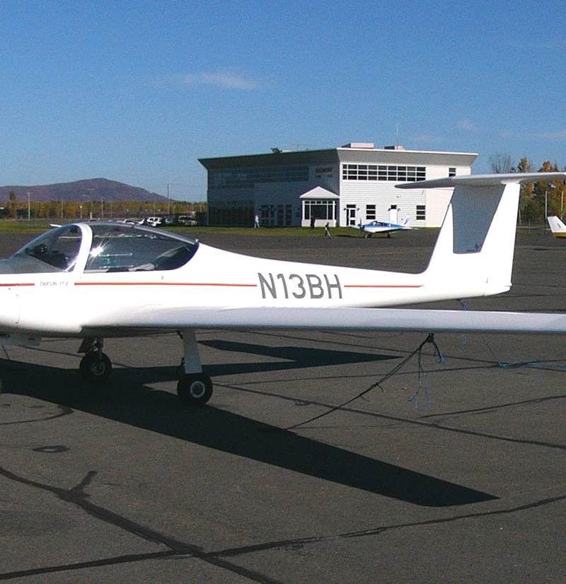N13BH - Glider