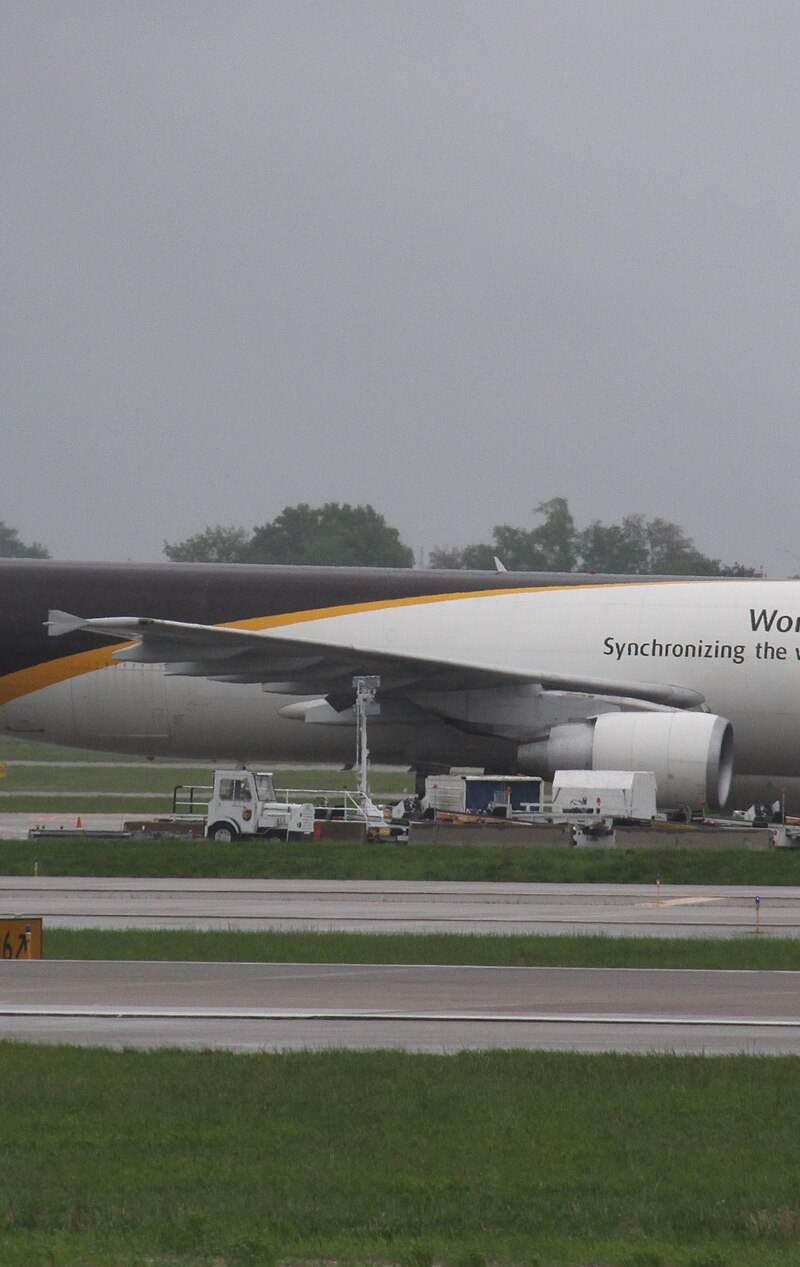 N161UP - Twin-engine aircraft
