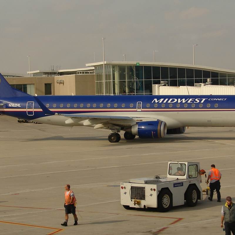 N162HL - Embraer