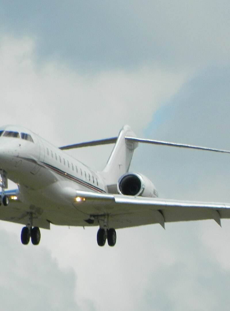 N162QS - Bombardier