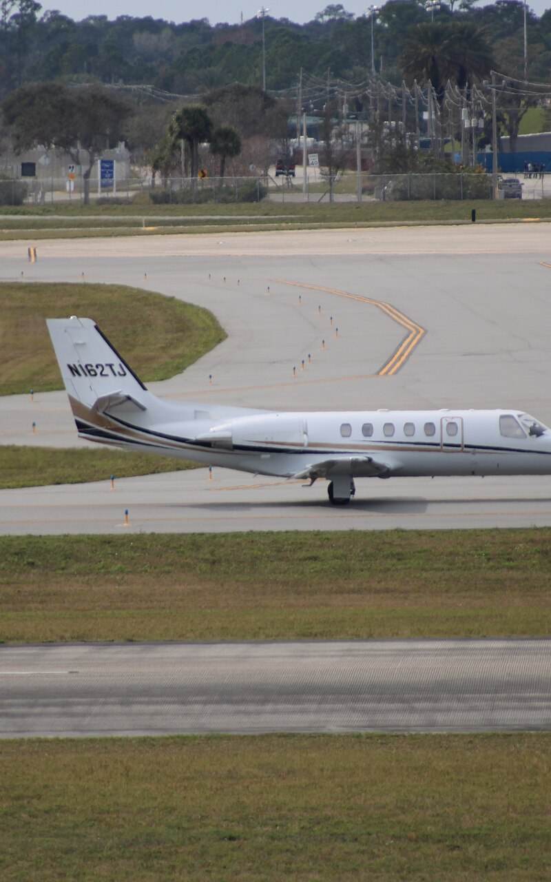 N162TJ - Business jet