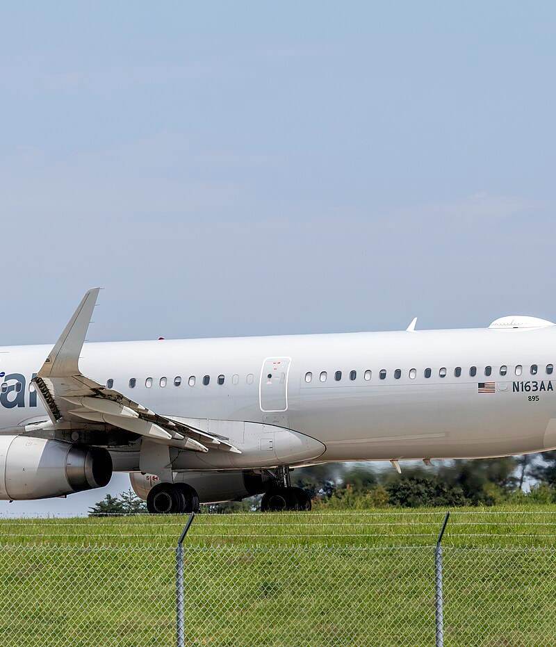 N163AA - Airbus