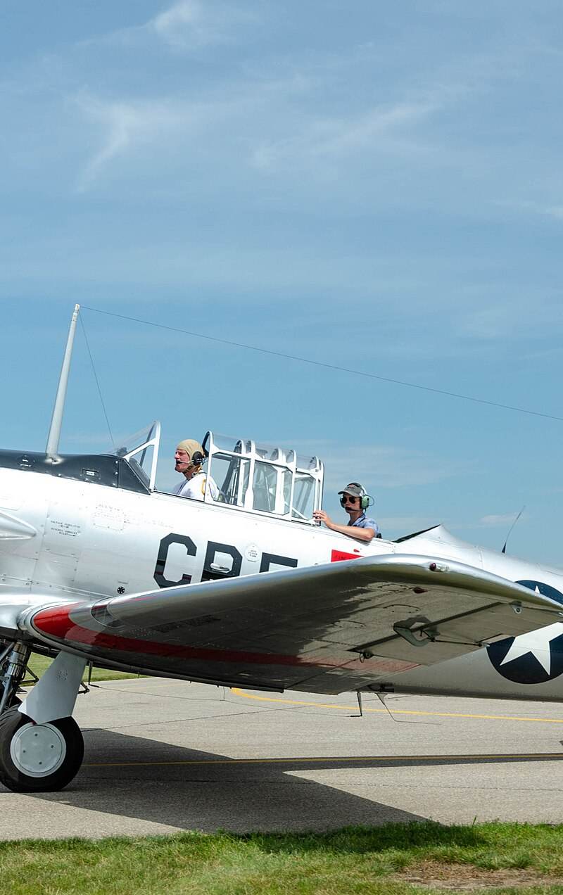 N85696 - Single-engine aircraft