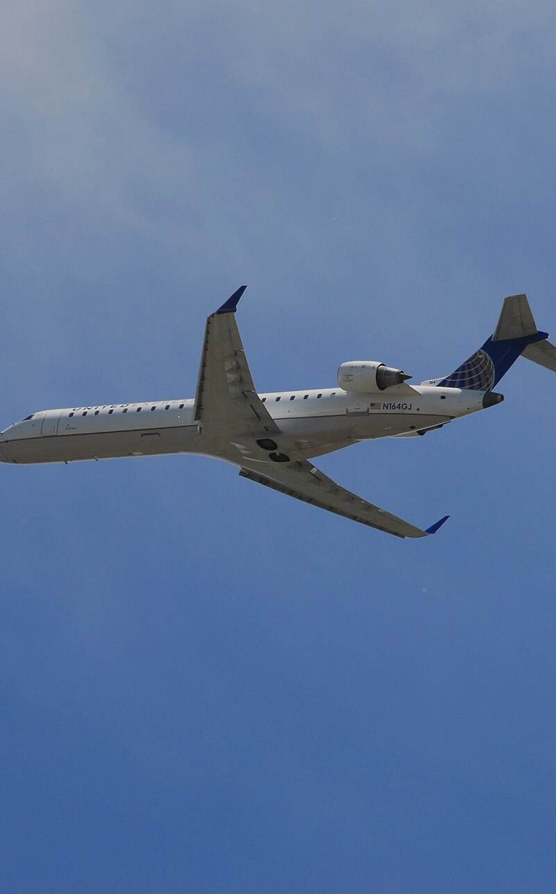 N164GJ - Bombardier