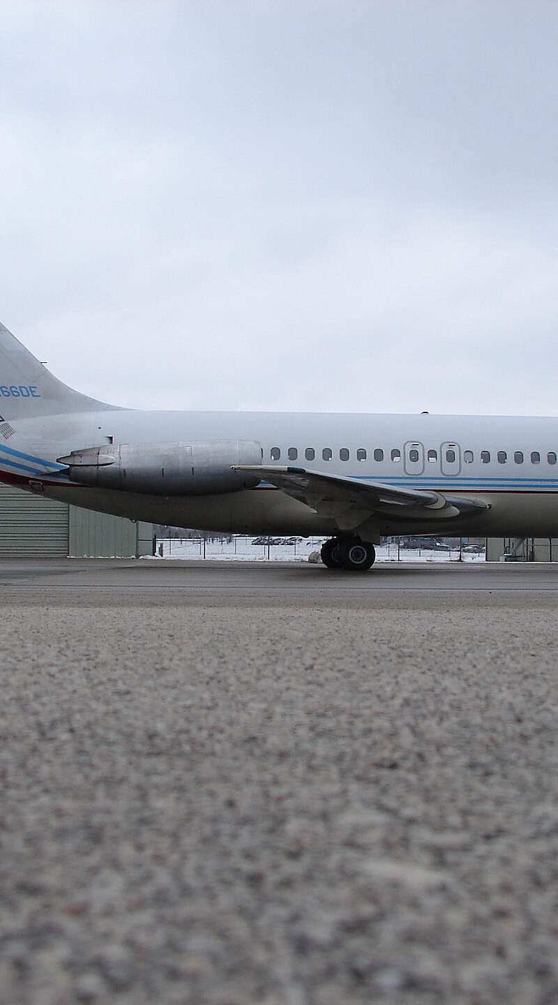 N166DE - Boeing