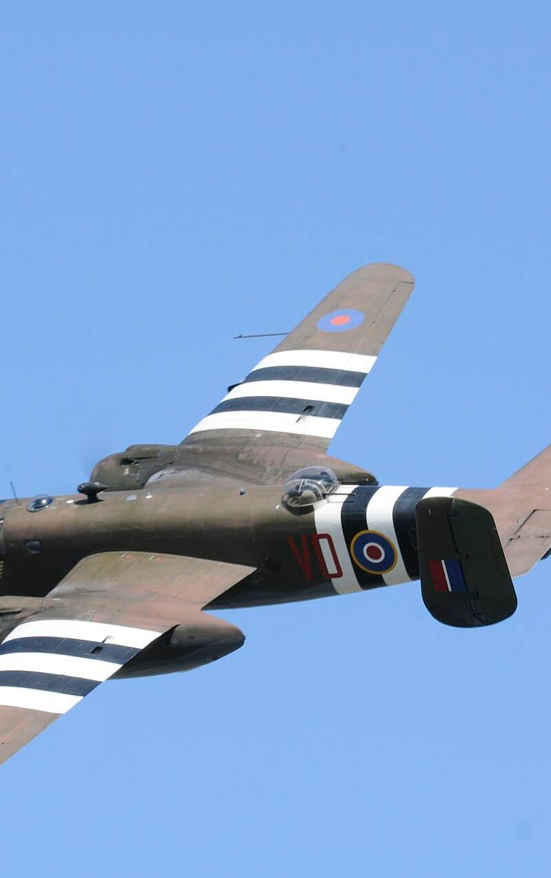  - Twin-engine aircraft