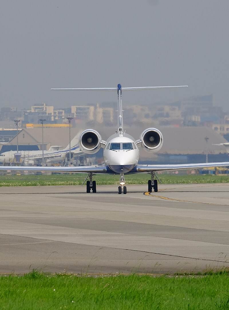 N168BB - Business jet