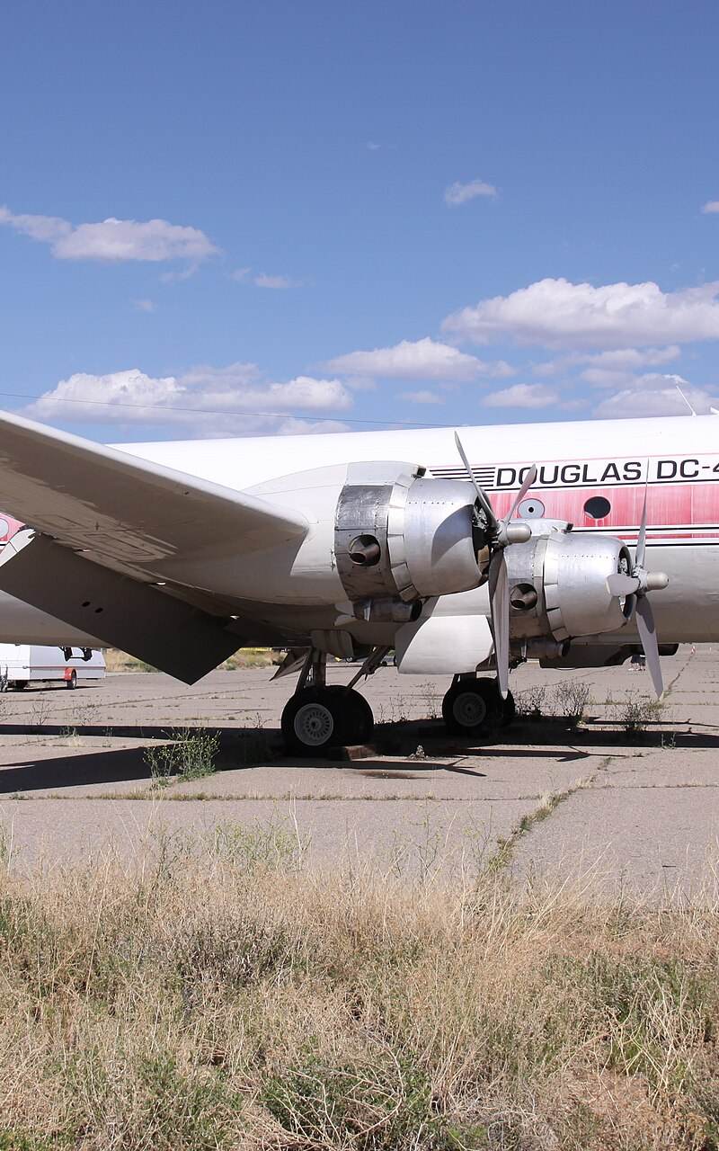 N90203 - Douglas