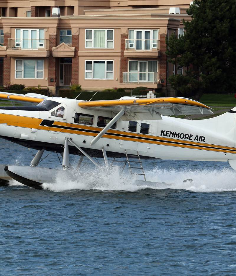 N90422 - De Havilland