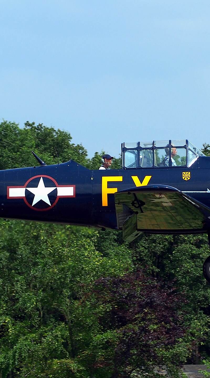 N13FY - Warbird