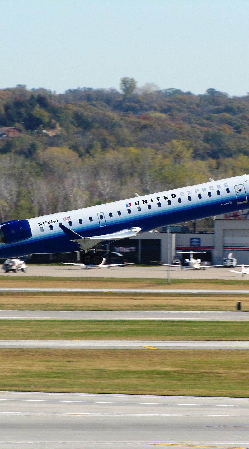 N169GJ - Bombardier