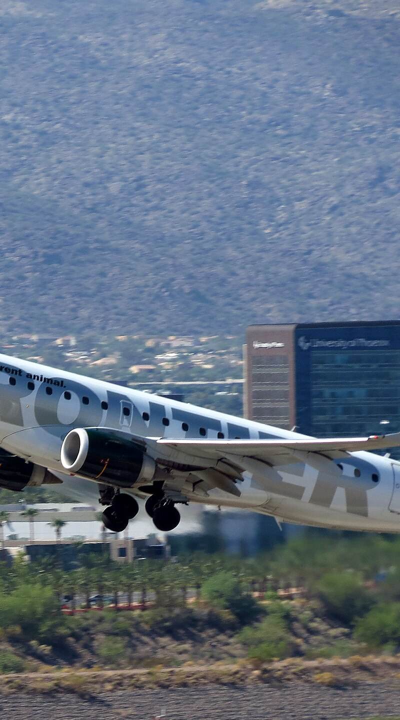N170HQ - Embraer