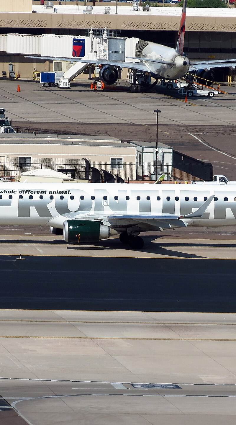 N170HQ - Embraer