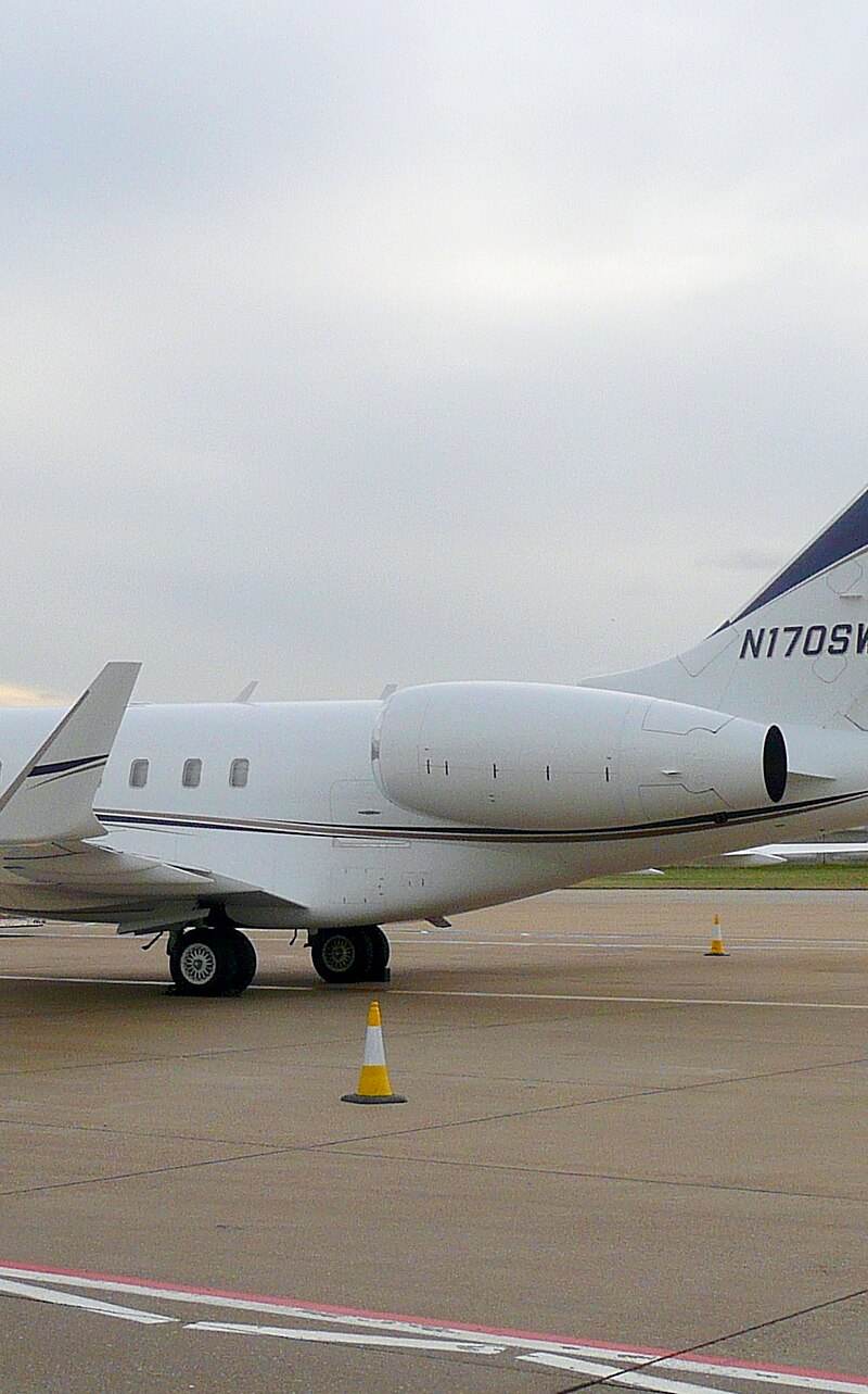 N170SW - Business jet
