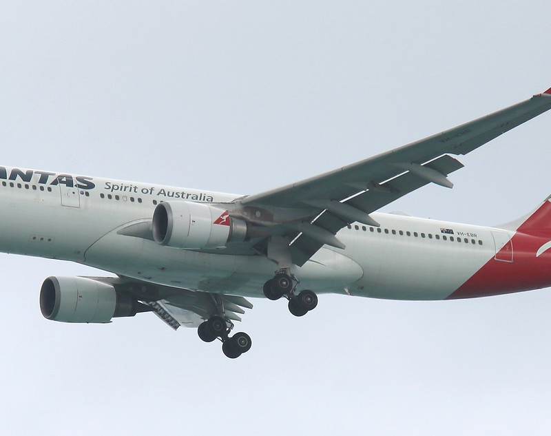 VH-EBR - Airbus