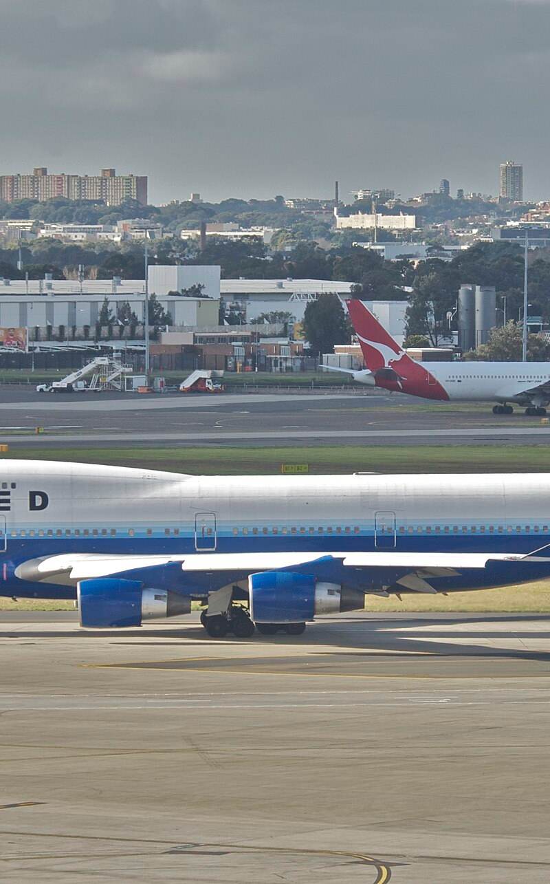 N174UA - Boeing