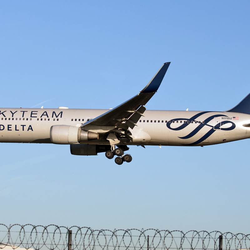 N175DZ - Boeing