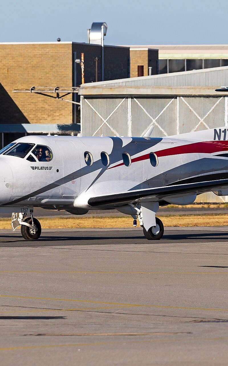 N175NG - Pilatus