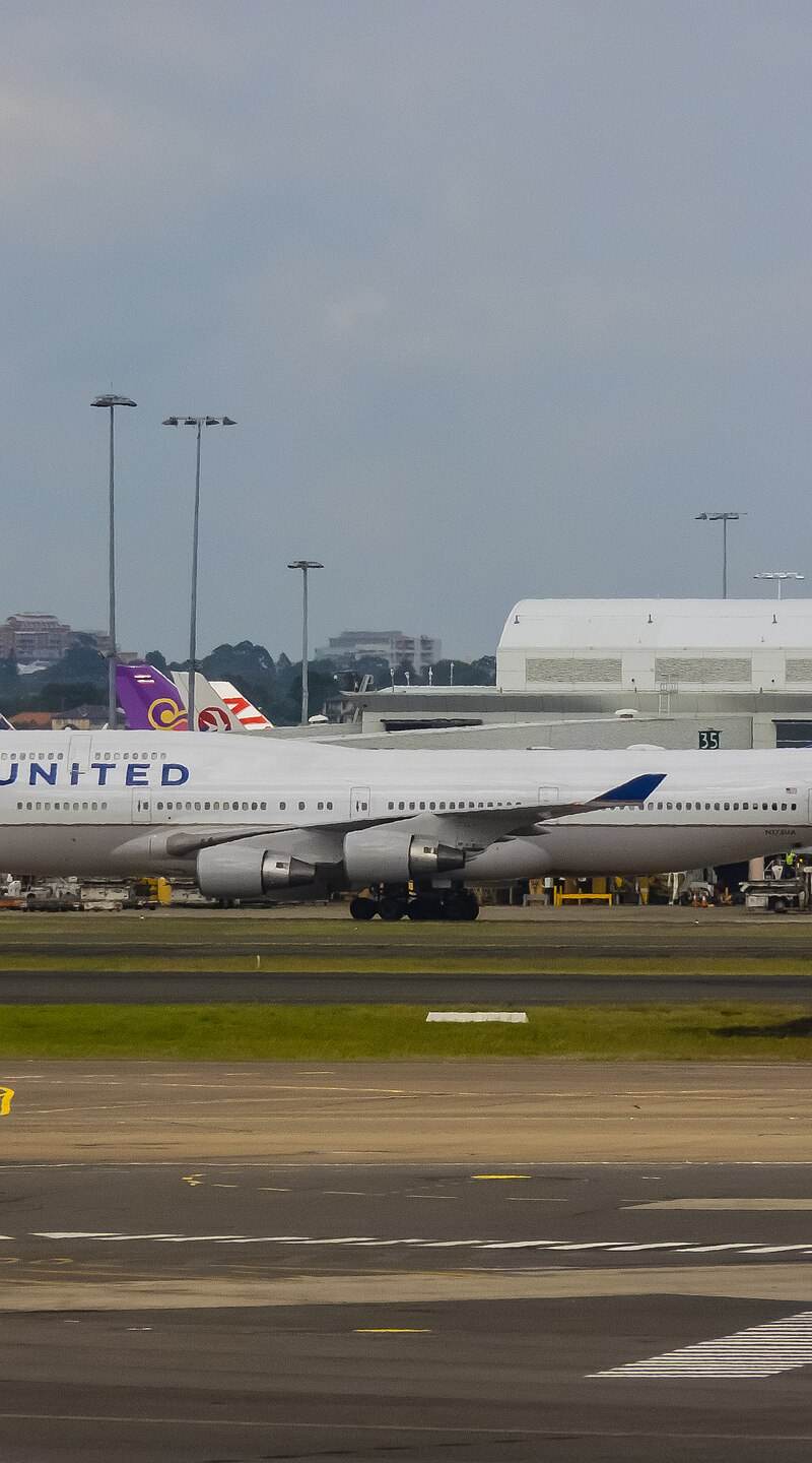 N175UA - Boeing