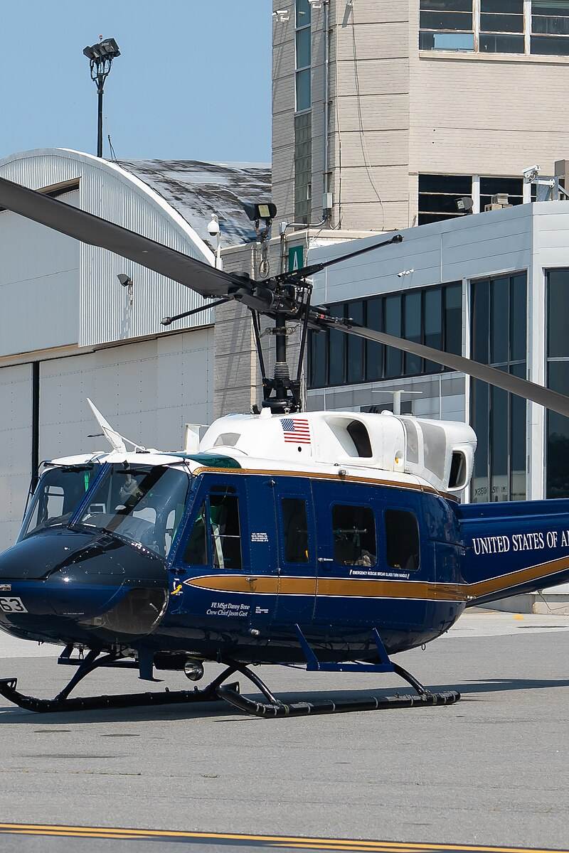  - Helicopter