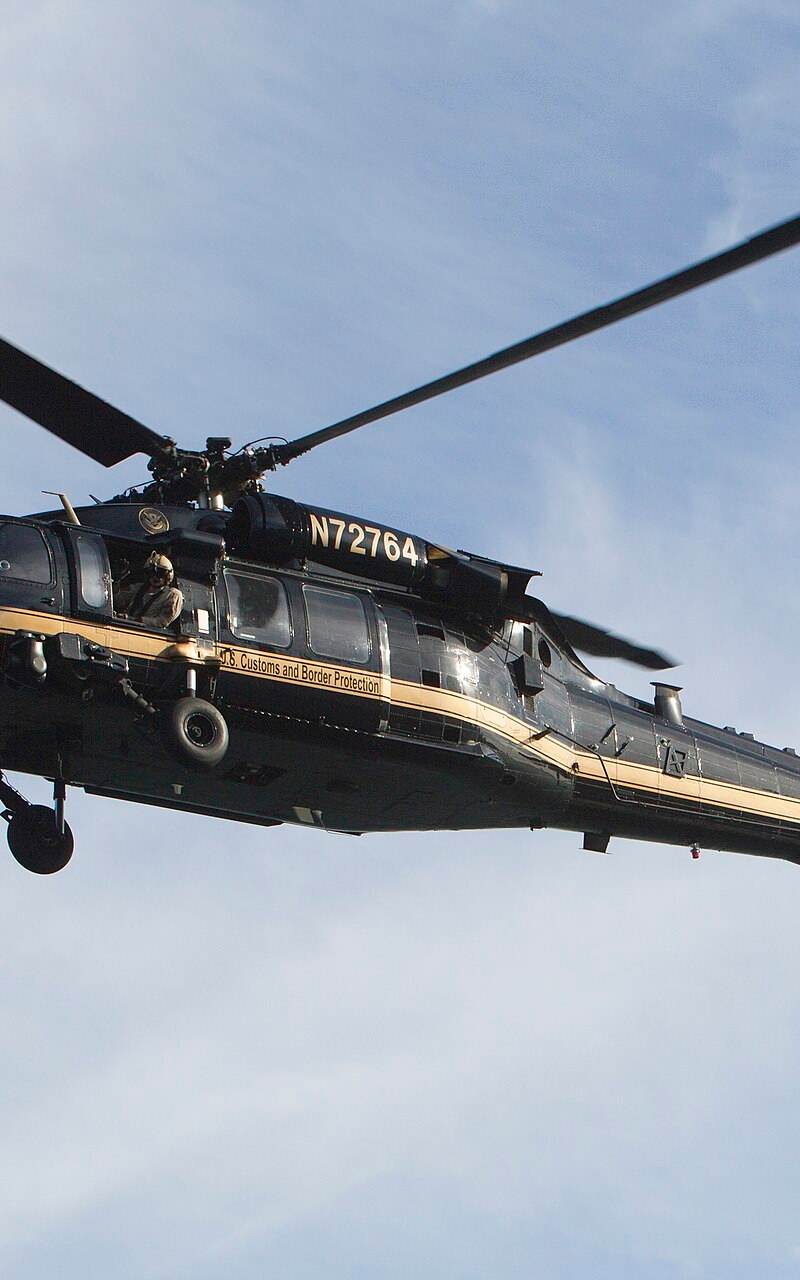 N72760 - Helicopter