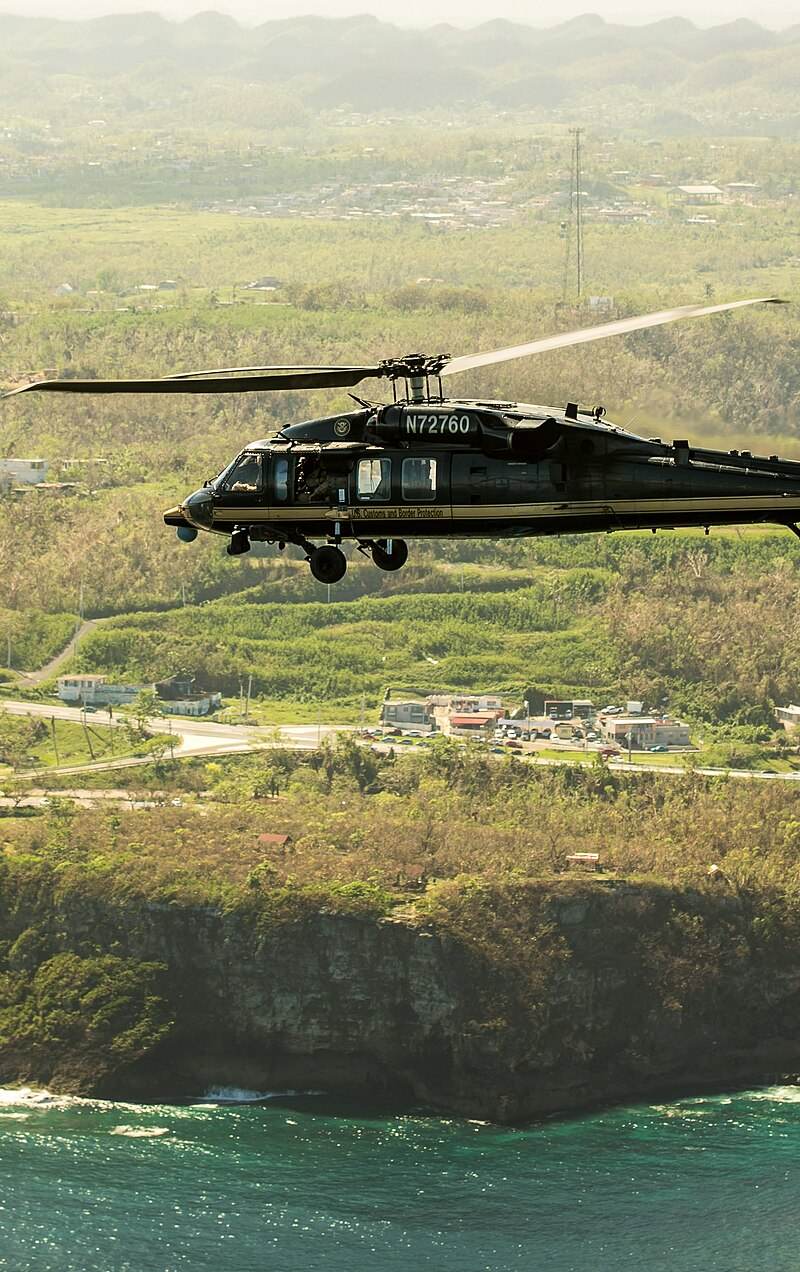 N72760 - Helicopter