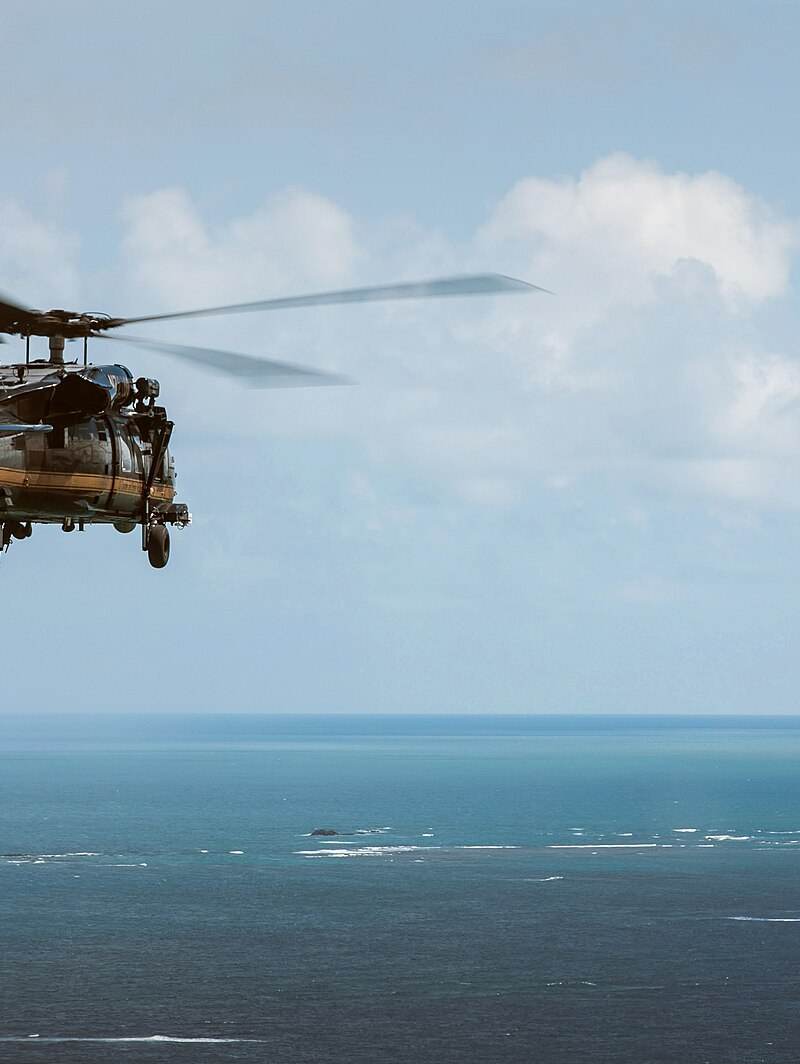 N72760 - Helicopter