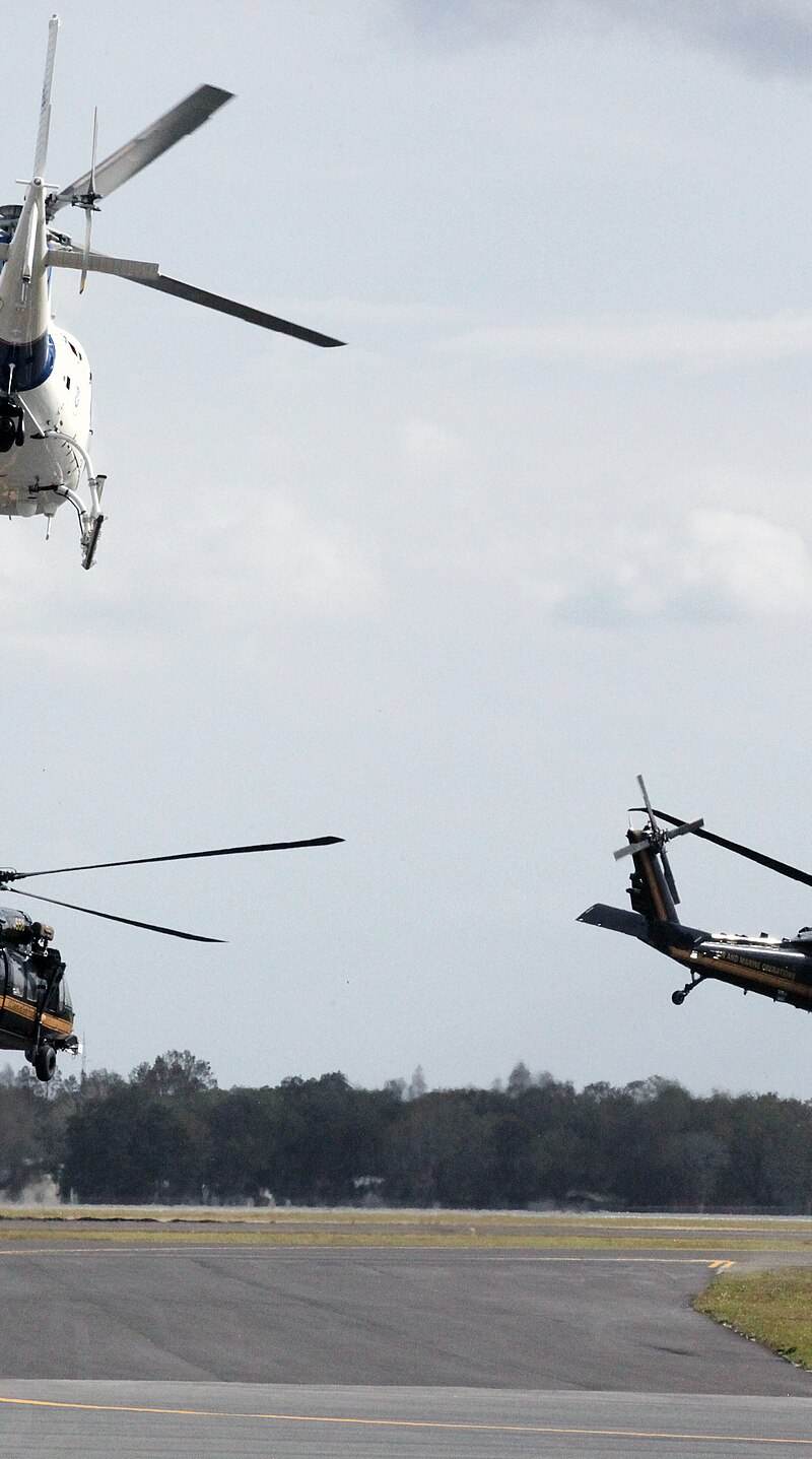 N72760 - Helicopter