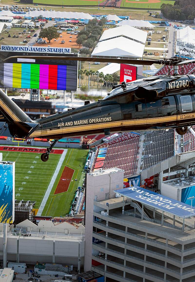N72760 - Helicopter