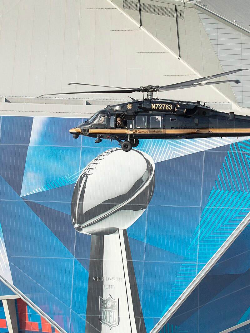 N72763 - Helicopter