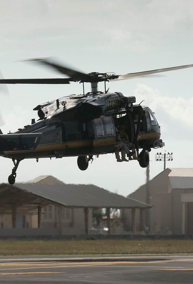 N72763 - Helicopter