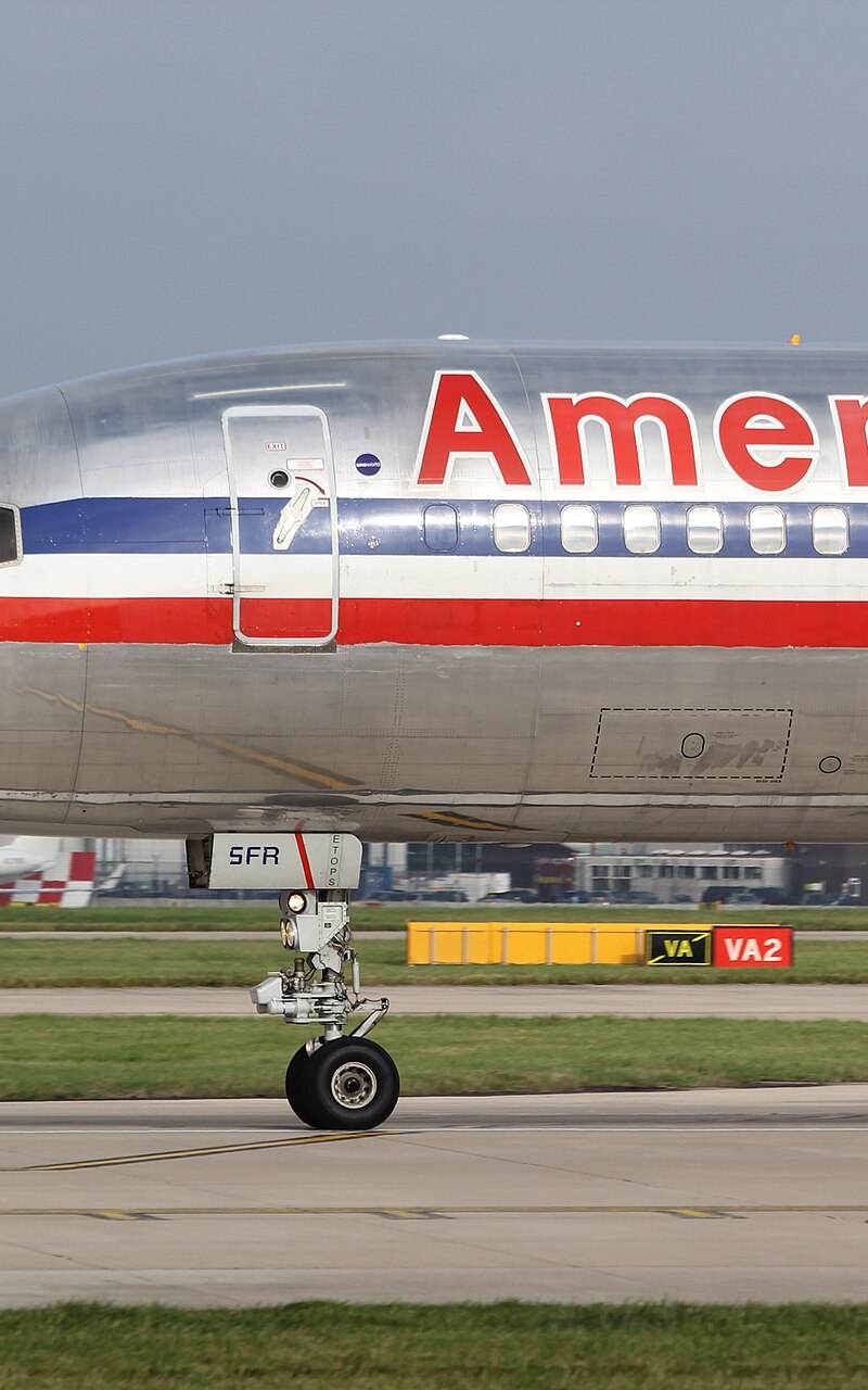 N178AA - Aircraft