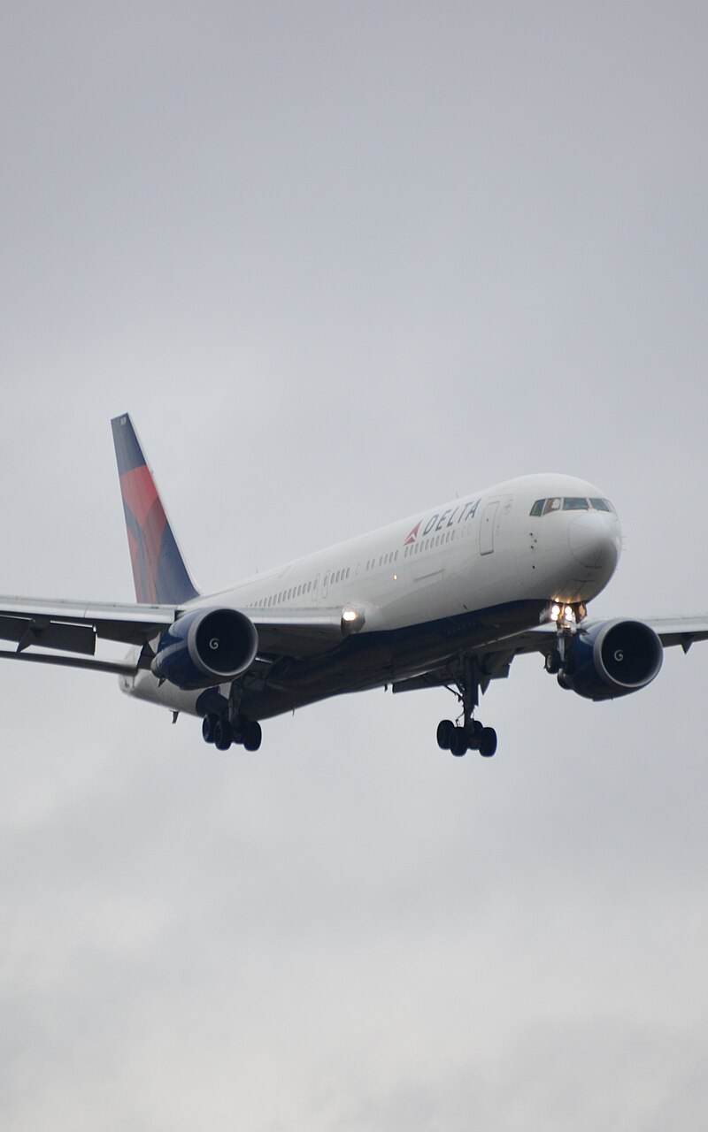 N178DZ - Boeing