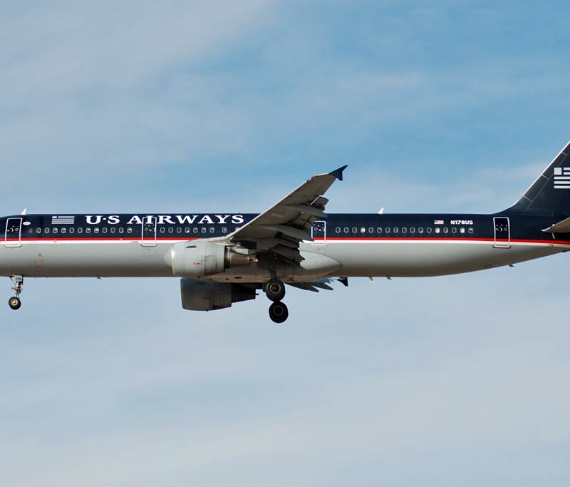 N178US - Twin-engine aircraft