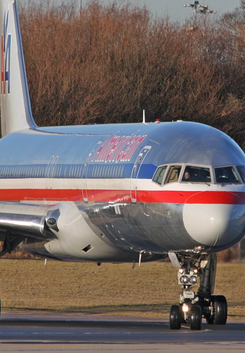 N179AA - Twin-engine aircraft