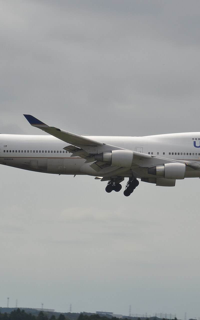 N180UA - Boeing