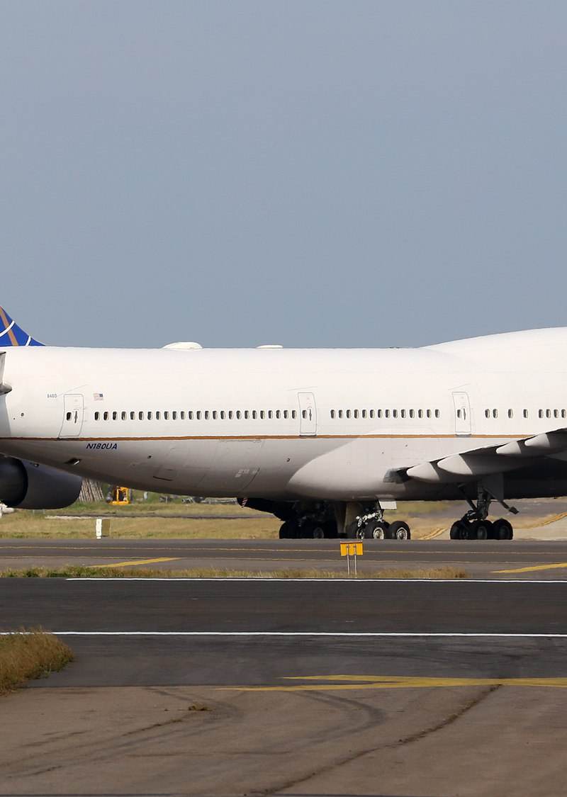N180UA - Boeing