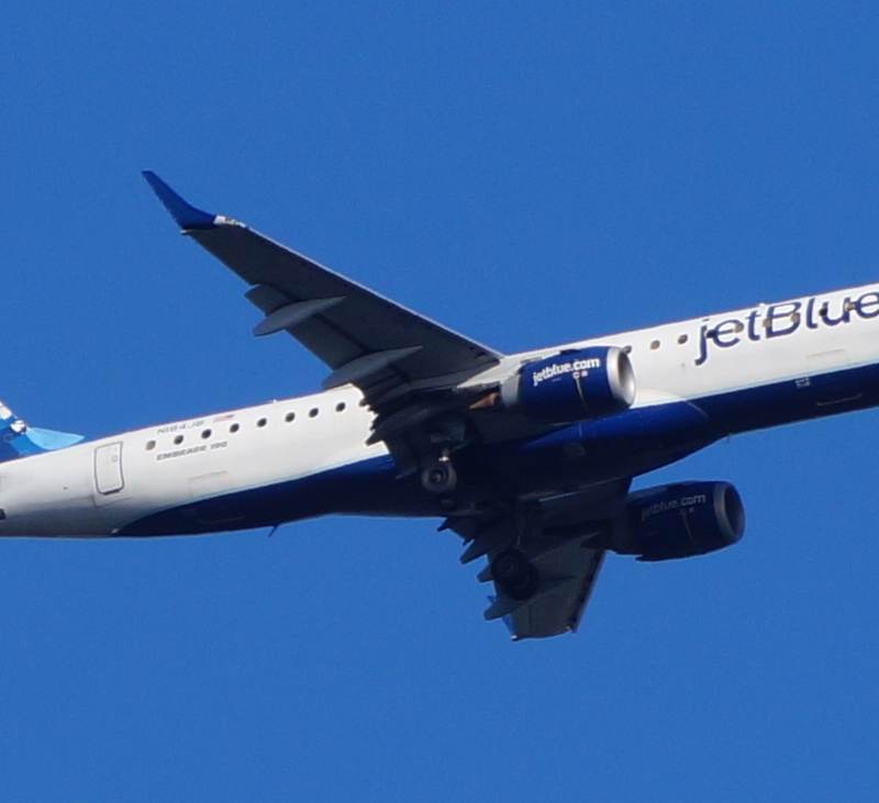 N184JB - Embraer