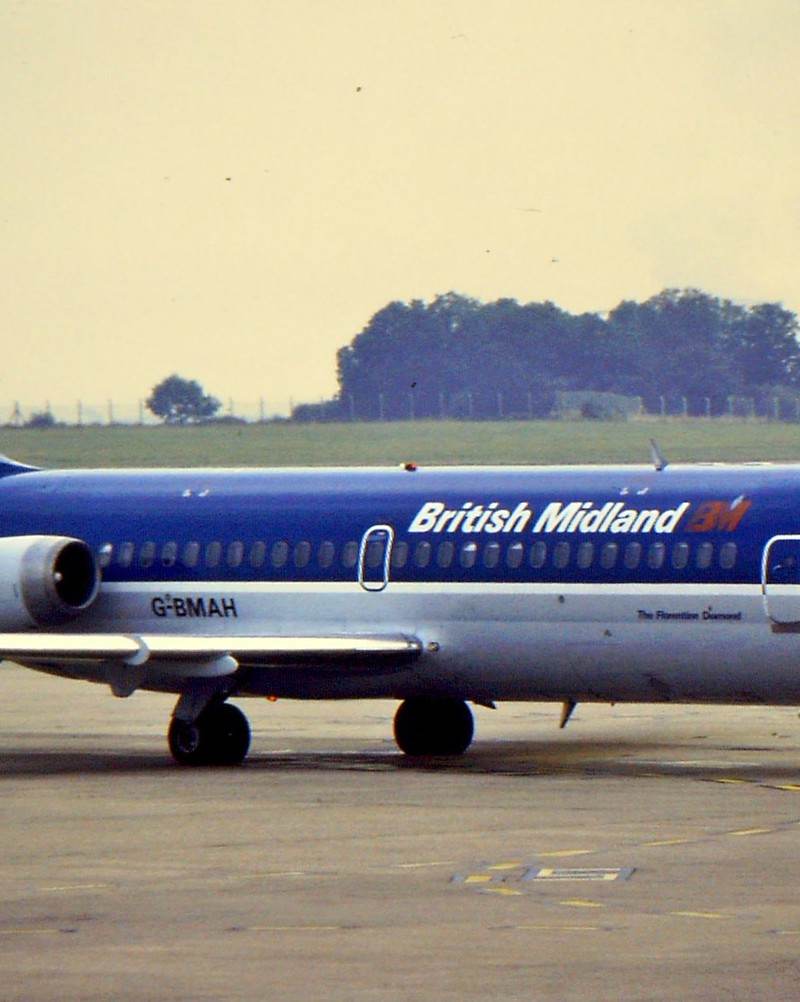 G-BMAH - Twin-engine aircraft