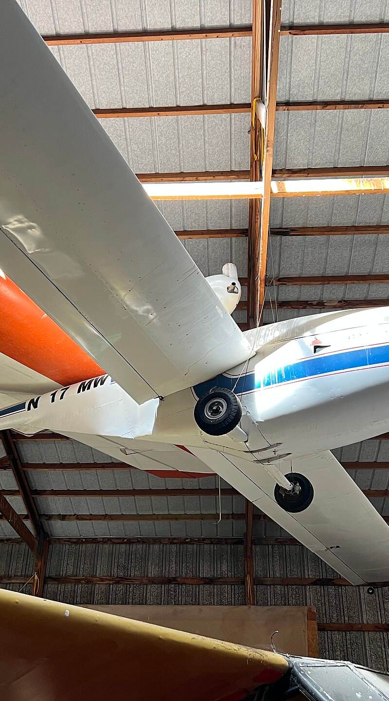 N17MW - Single-engine aircraft