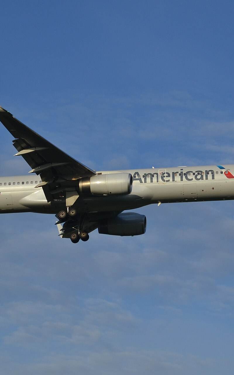 N186AN - Twin-engine aircraft
