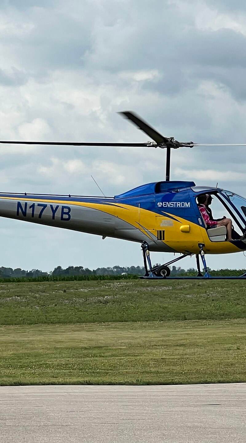 N17YB - Helicopter